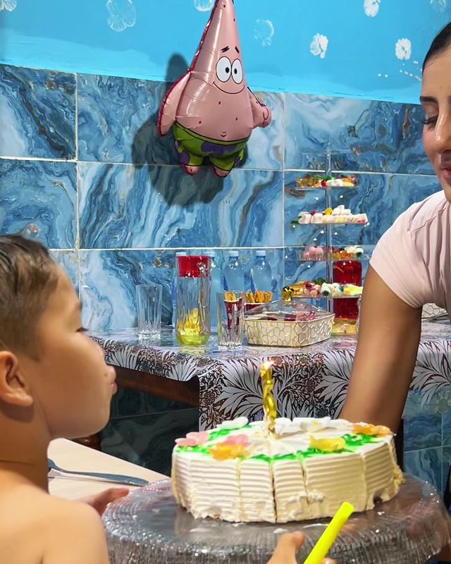 Аквапарктегі туған күннің мерекелік дастарханы
